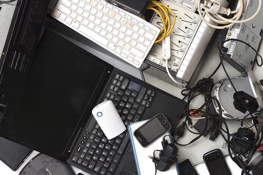 Organização e descarte de eletrônicos na sua empresa